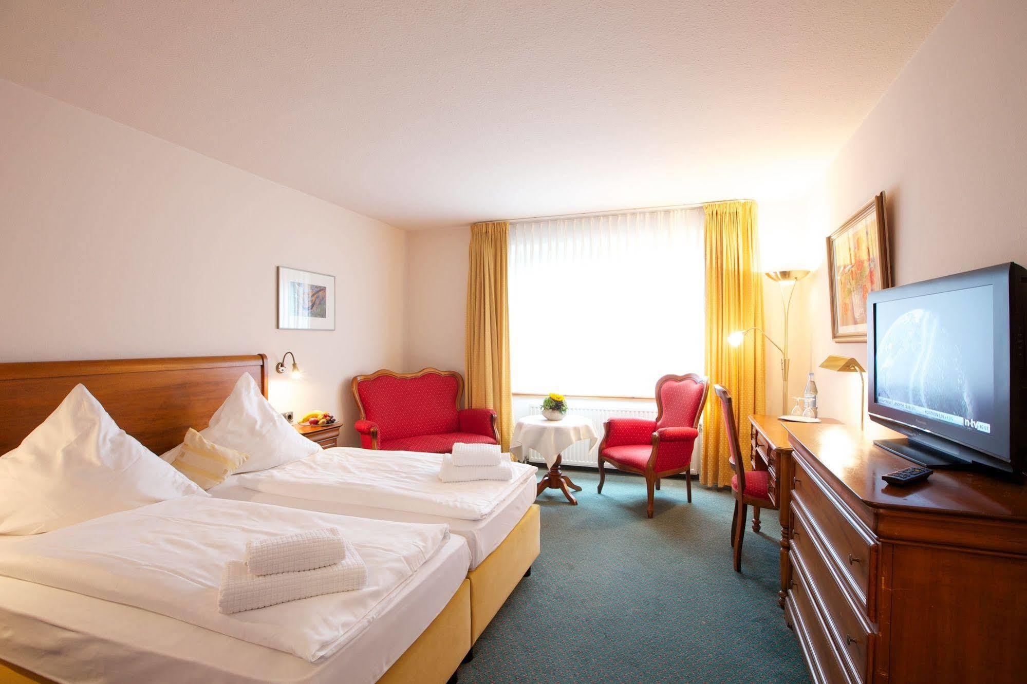 Weinbek Hotel Fockbek Екстериор снимка