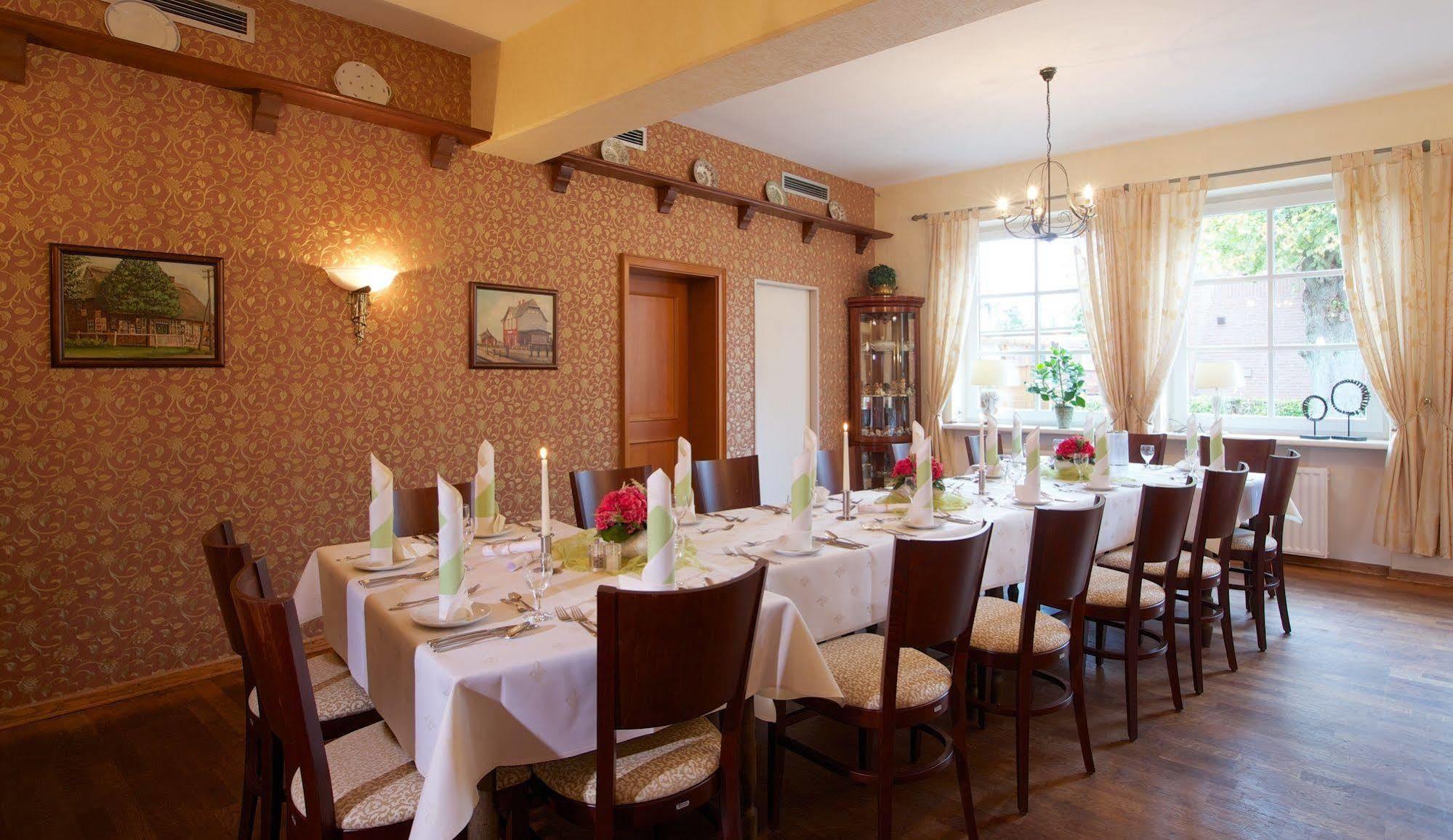Weinbek Hotel Fockbek Екстериор снимка