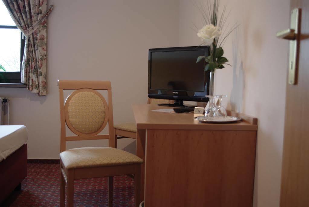 Weinbek Hotel Fockbek Екстериор снимка