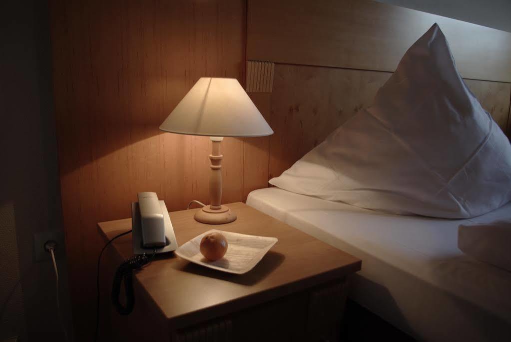 Weinbek Hotel Fockbek Екстериор снимка